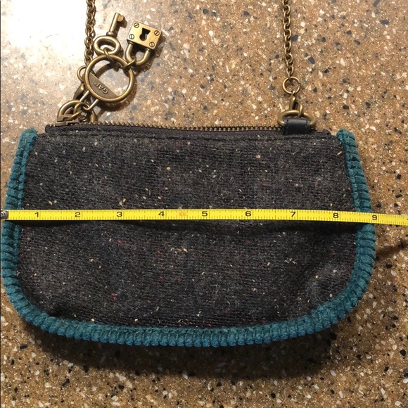 Super Cute Wristlet/Clutch - Picture 3 of 6